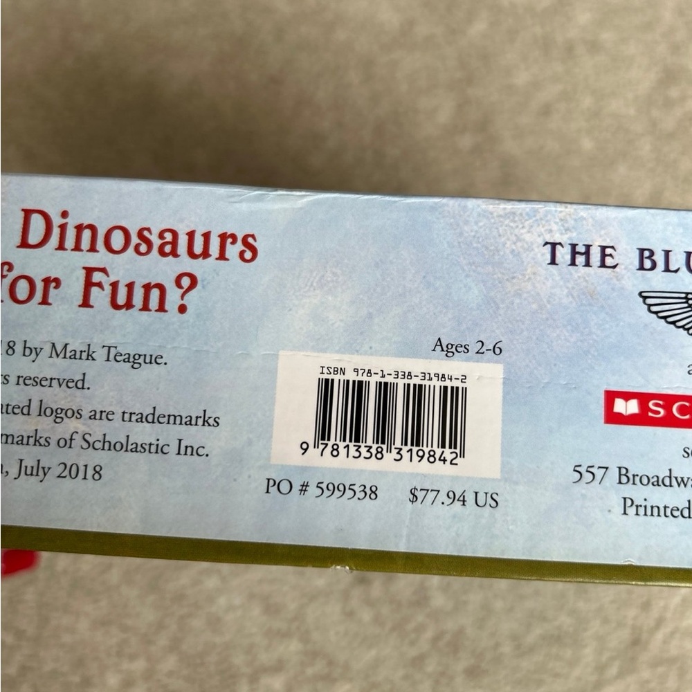 How Do Dinosaurs Read for Fun? Boxed Set - Picture 9 of 9